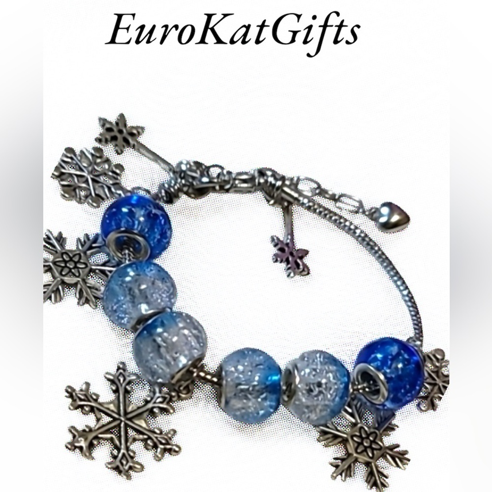 Hand Crafted Medium Charm Bracelet Silver Snowflakes Blue Beads NEW